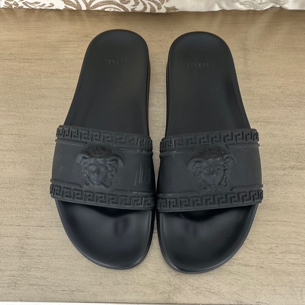 Men’s Versace Slides size 10